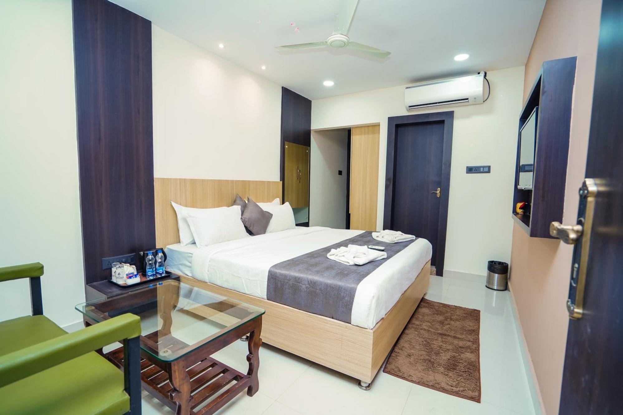 Hotel Middleton Nxt Bhubaneswar Ngoại thất bức ảnh